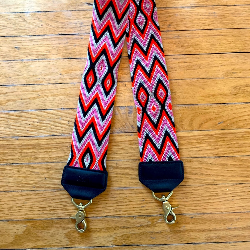Colorful Zigzag Patterned Bag Strap
